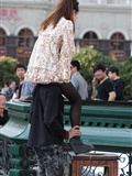 [online collection] sister Heisi riding on a man's shoulder on August 21, 2013(30)